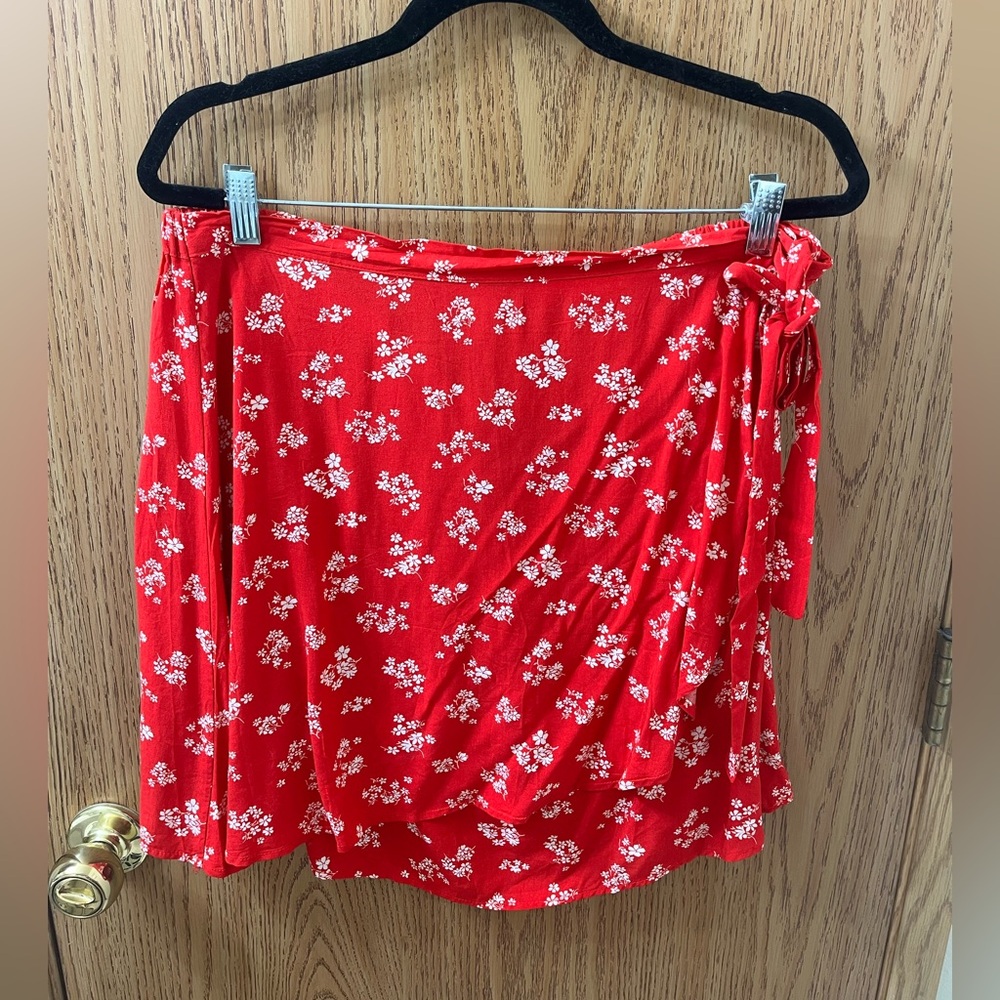 Forever 21 Red Floral Skirt
